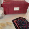 Trousse de toilette velours rouge – Image 3