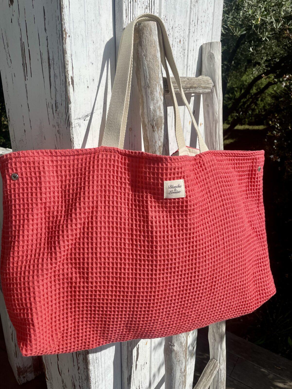 Cabas plage nid d'abeille rose corail XXL