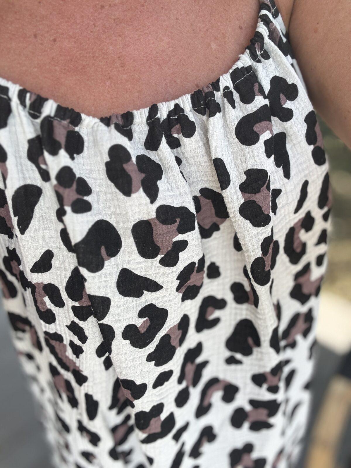 Robe longue léopard sable TU – Image 4