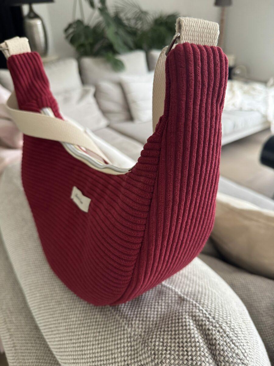 Sac demi-lune velours cotelé bordeaux – Image 3